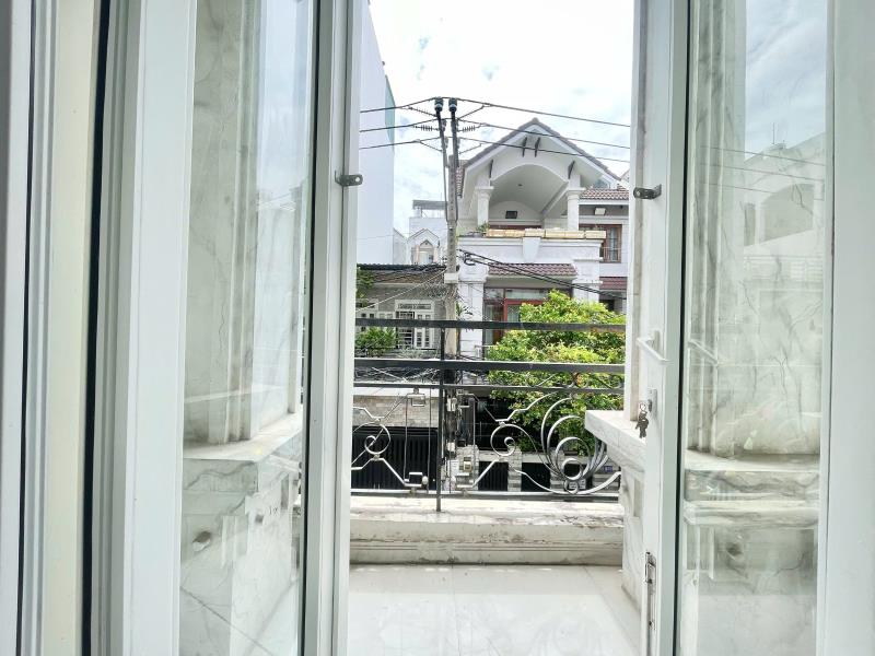 Góc tìm chủ mới cho siêu phẩm 2pn rộng rãi | sở hữu ban công đón nắng gió bao la | chỉ xách vali vào ở - giá siêu hời ngay tân bình - 3