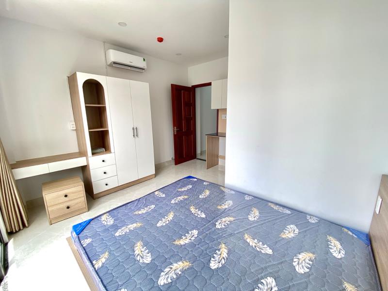 Studio rộng 35m2 - full nội thất - máy giặt riêng- gần trường ftu, uth, hutech,... - 2