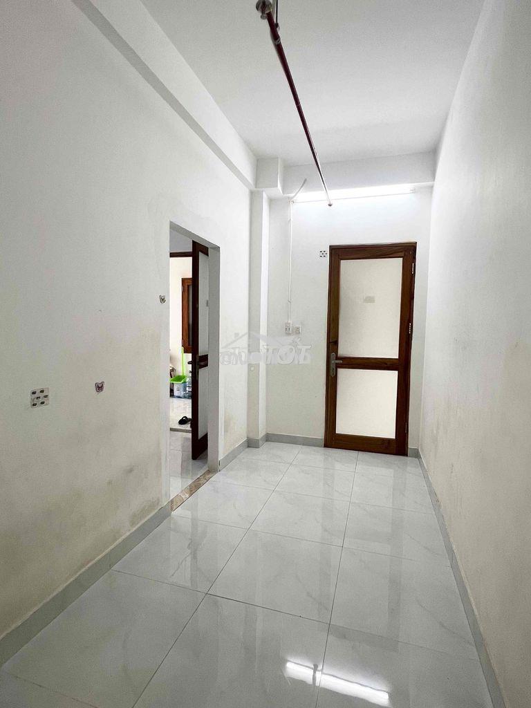 Phòng rộng rãi sạch đẹp gần trường ftp, gtvt, tài chính , bưu chính - 4