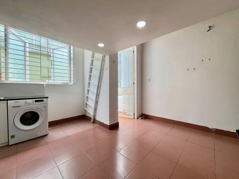 Duplex bùi đình túy – cửa sổ – gần đh ngoại thương cách 500m ban công máy giặt riêng - 2