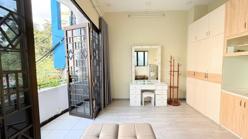Căn hộ studio nguyễn gia trí – ban công – gần đh uth chỉ 300m - giá tốt - 3