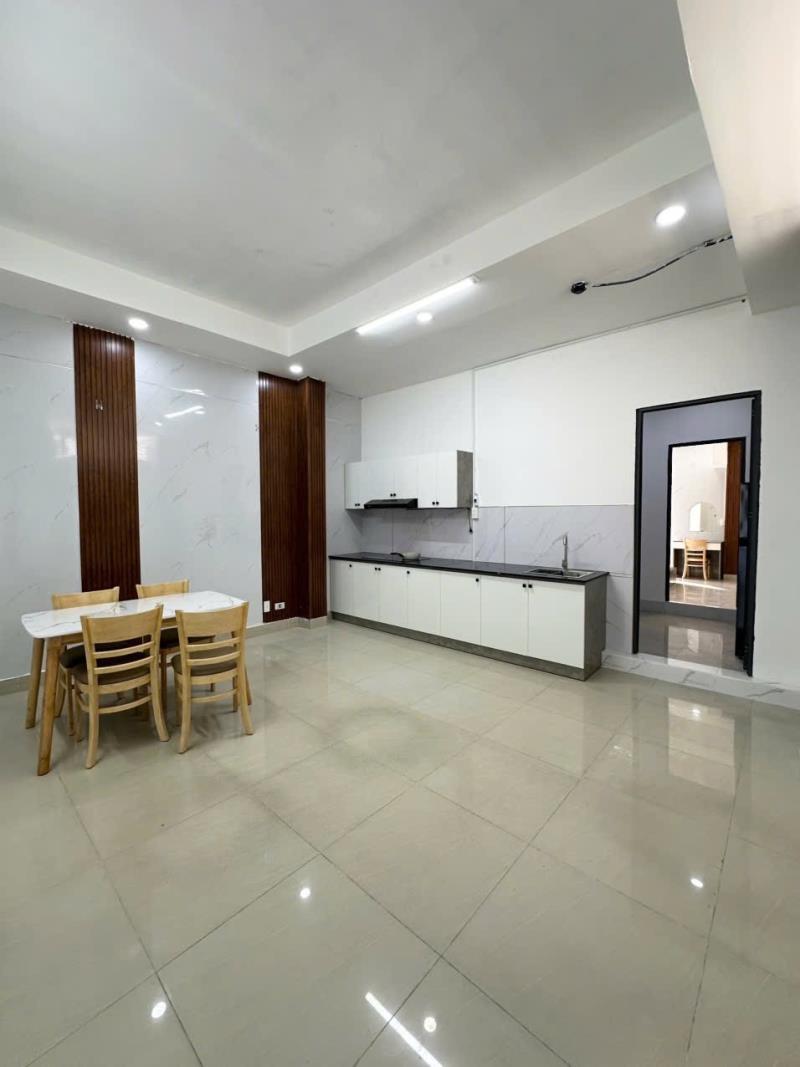 🌸 Cho thuê nguyên căn 2 phòng ngủ - 80–90m² – 79 bạch đằng, bình thạnh - view thành phố 🌸 - 3