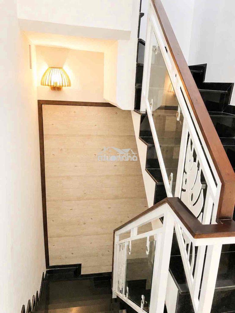 Tân phú| 🏡nhà đẹp 1 trệt, 2 lầu, sân thượng - hxh 5m - 7,19 tỷ - 4