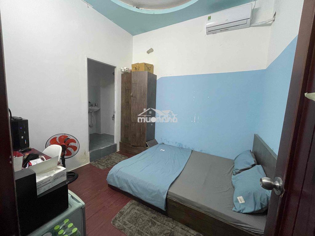 Phòng studio có nội thất wc riêng - 2
