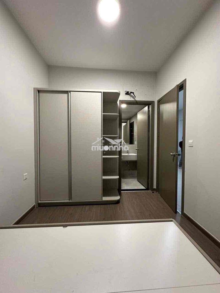 Cho thuê cc westgate - giá 6,5 triệu - 2pn - sẵn 1 máy lạnh - 3
