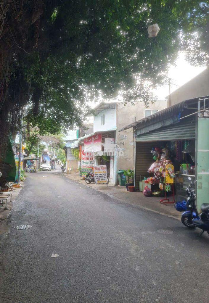 Nhà mặt tiền bình hòa 20 153m2 cách tỉnh lộ 43 150m. ngang 5x30