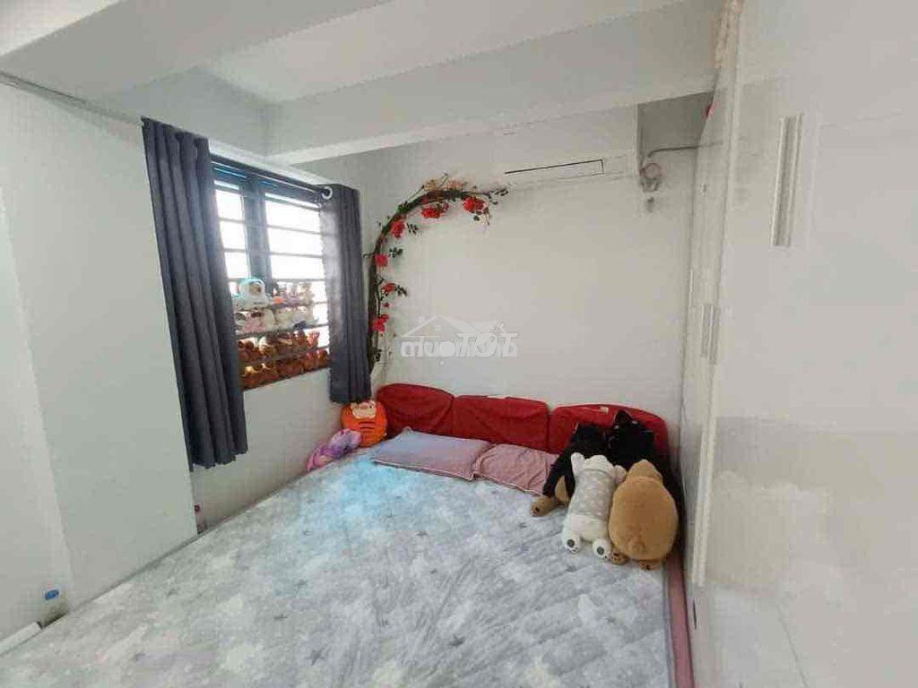 Ban nhà cầu chánh hưng 4ty - 3