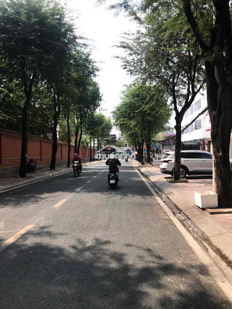 Cho thuê văn phòng có hầm gởi xe, 3 lầu 1trệt - 2