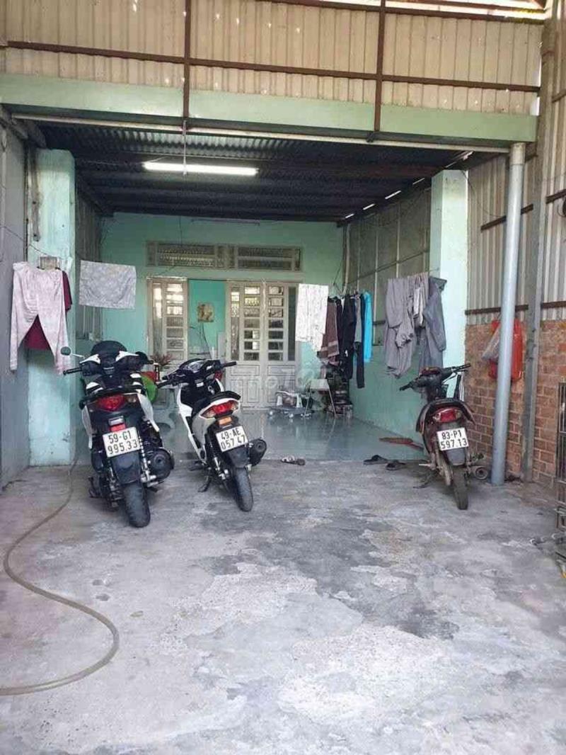 Chỉ nhỉnh 3 tỷ bán gấp nhà cấp 4 gần trần văn mười hóc môn 96 m² shr - 2