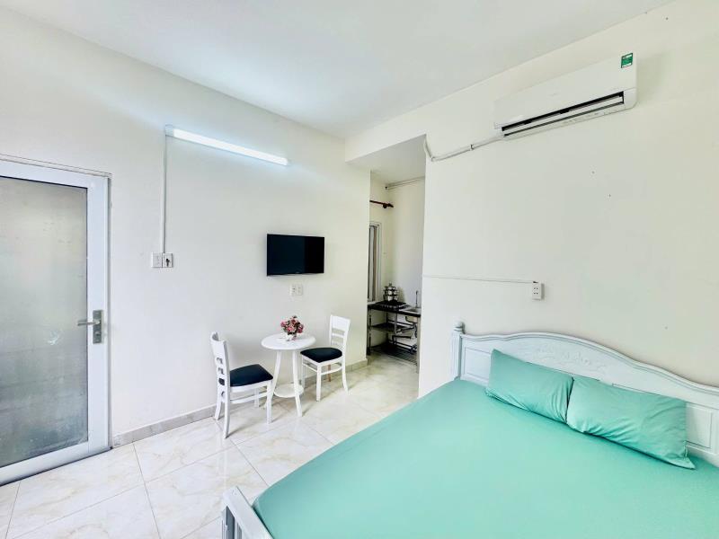 Căn hộ full nội thất cửa sổ to thoáng mát tại phan huy ích gần emart phan huy ích, big c trường chinh - 4