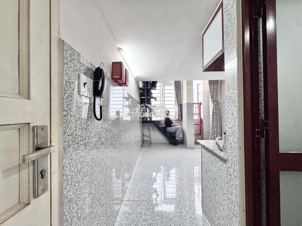 Cho thuê phòng trọ có máy lạnh kế bên đh nguyễn tất thành quận 12 - 3