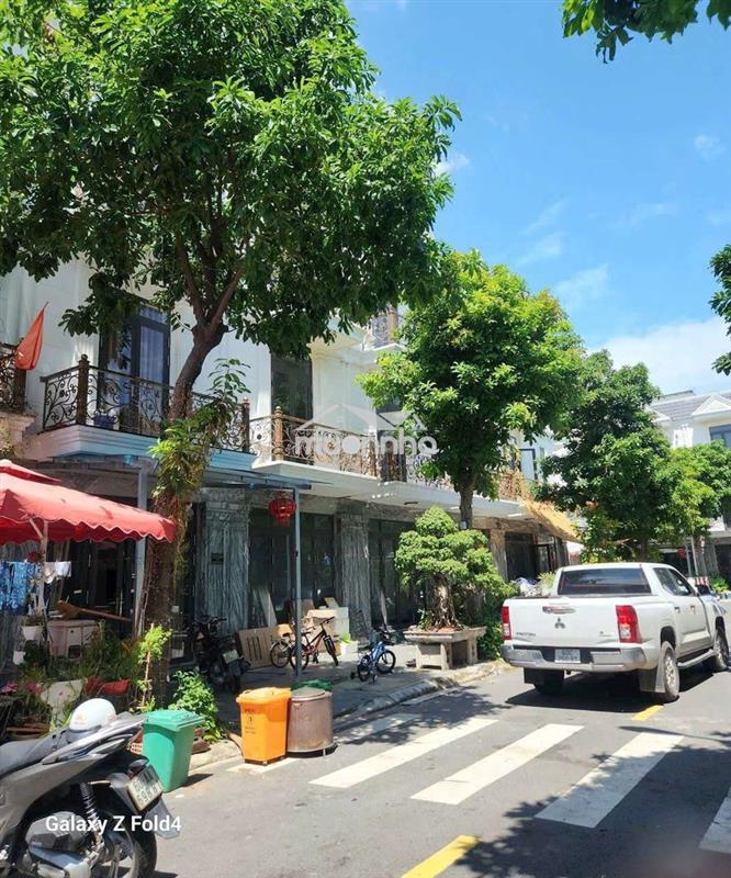 Nhà 3 tấm khu dân cư vip vỉa hè cây xanh gần hội trường nd đông hòa