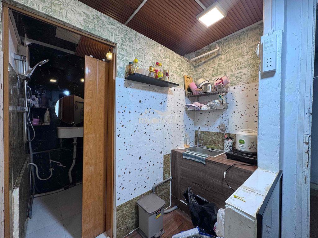 Cho thuê phòng gác lửng 25m2_chung cư ntb q1_thang máy_kế bên hàm nghi - 4