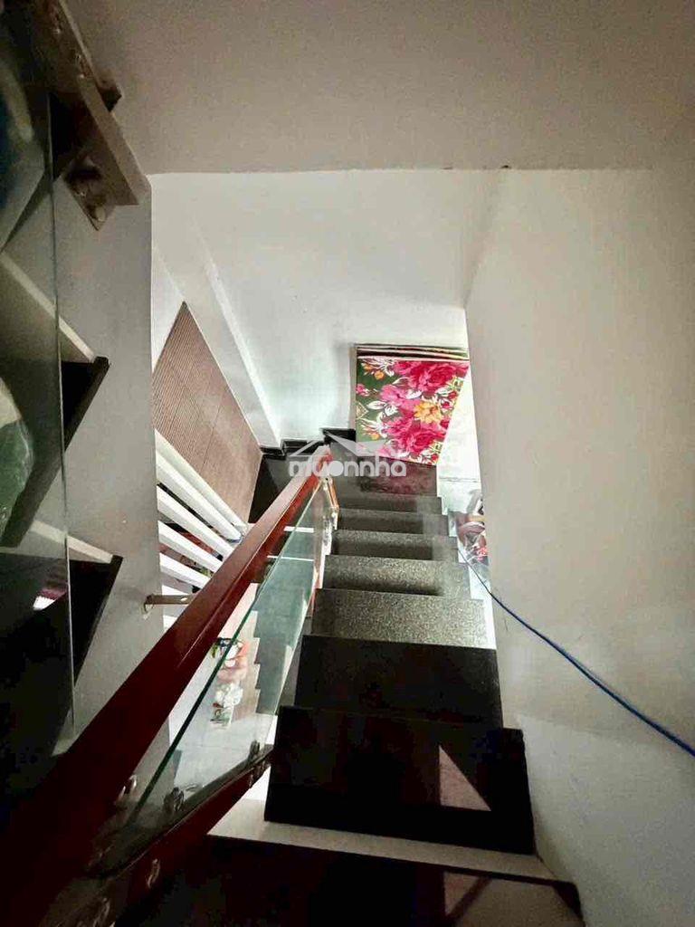 Nhà thống nhất gò vấp nhỉnh 2 tỷ - 2