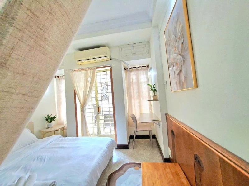 Cho thuê phòng trọ sinh viên quận 1 – trần hưng đạo | gần đh khxh&nv, đh khoa học tự nhiên, ueh | 1pn + ban công + bếp riêng