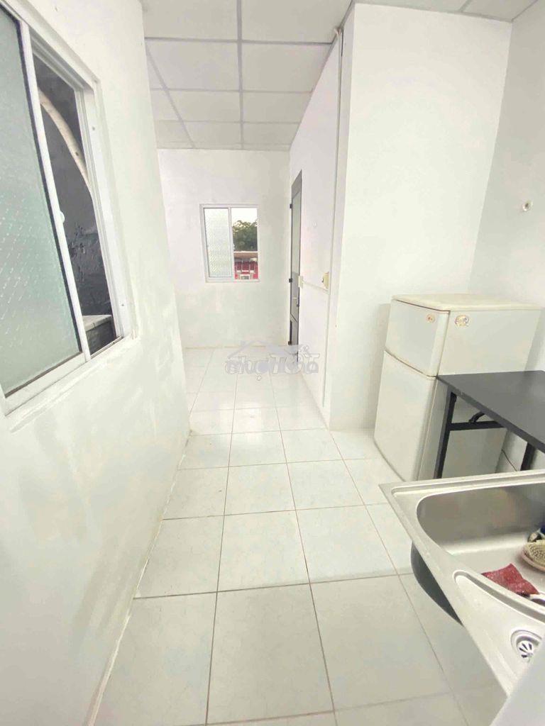 Cho thuê phòng trọ cửa sổ thoáng cách đại học kinh tế ueh 3 phút đi bộ - 4