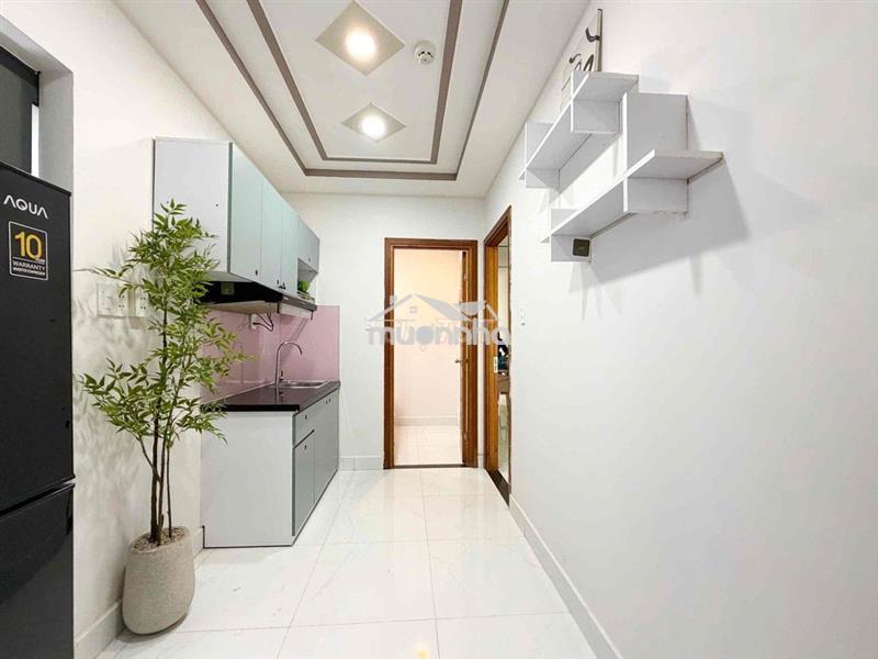 Cho thuê studio 2pn full nt cửa sổ trời-thang máy-khu thích quảng đức