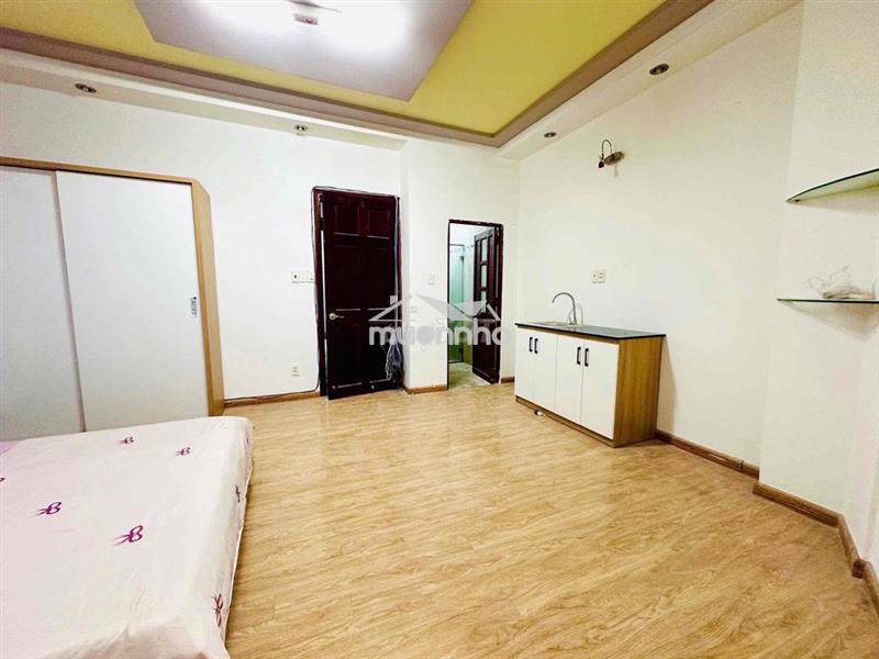 Còn 1 phòng mới  27m2 - full nội thất , sát đại học kinh tế , quận 10