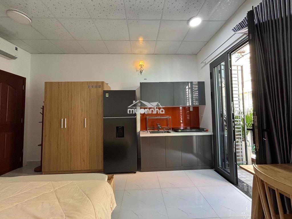 Cho thuê chdv ban công riêng, full nội thất cao cấp - 2