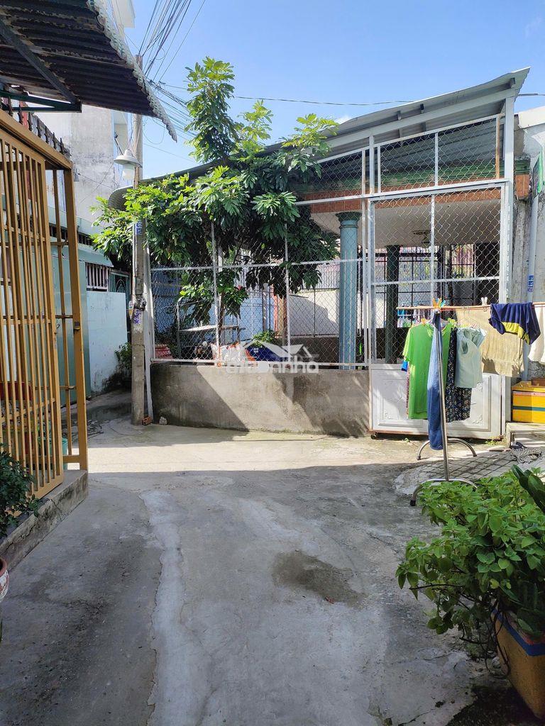 Nhà 78,7 m2 hẻm thông thoáng xe ba gác, gần chợ phú lạc. sổ hồng riêng - 2