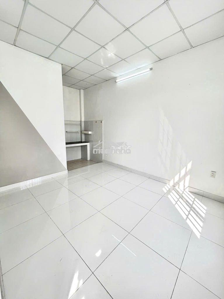 Cho thuê phòng studio ,cửa sổ trời thoáng, ngay đường nguyễn duy trinh - 2