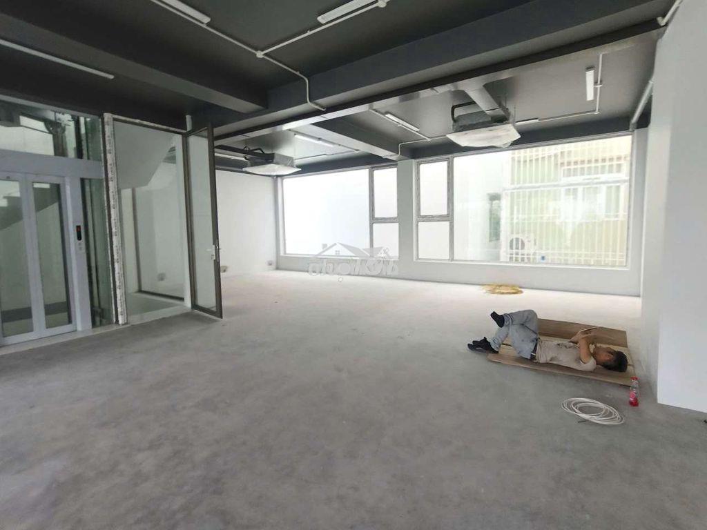 Toà 10x18m 6 tầng thang máy giá rẻ - 2