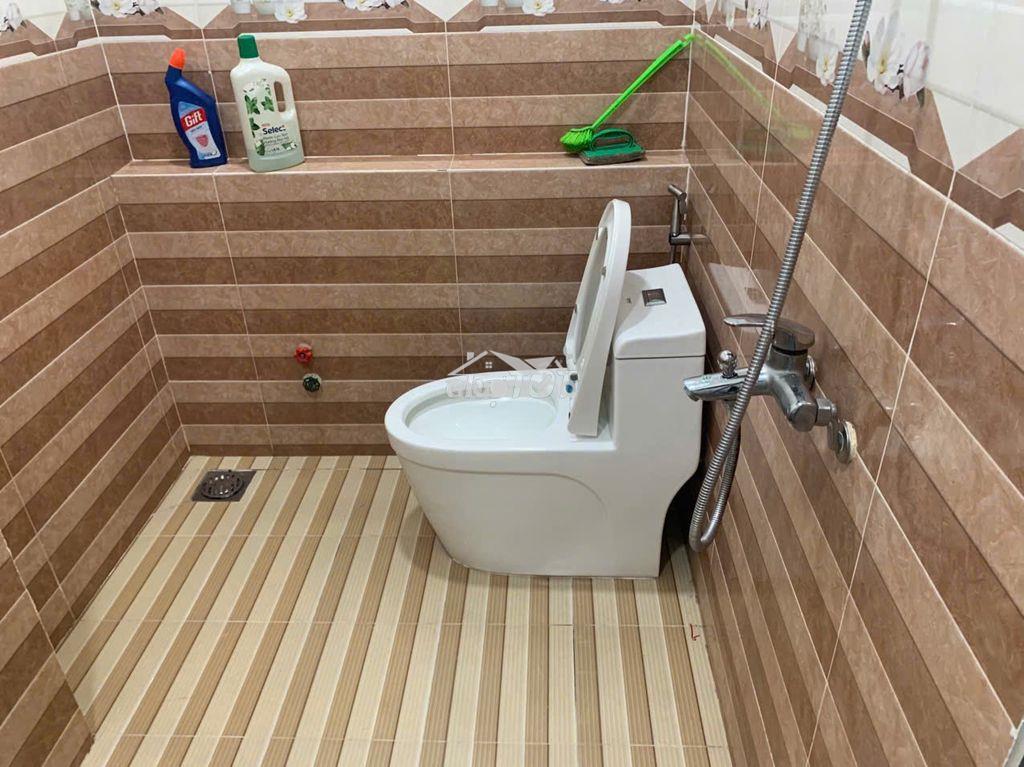 Căn hộ dịch vụ 8x3,6m đường số 12b cư xá ngân hàng q7 cũ, có thang máy - Ảnh 4