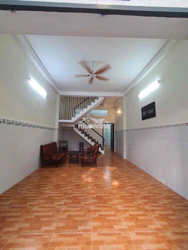 Nhà 4 phòng ngủ 4x15 trường sa. hẻm xe hơi