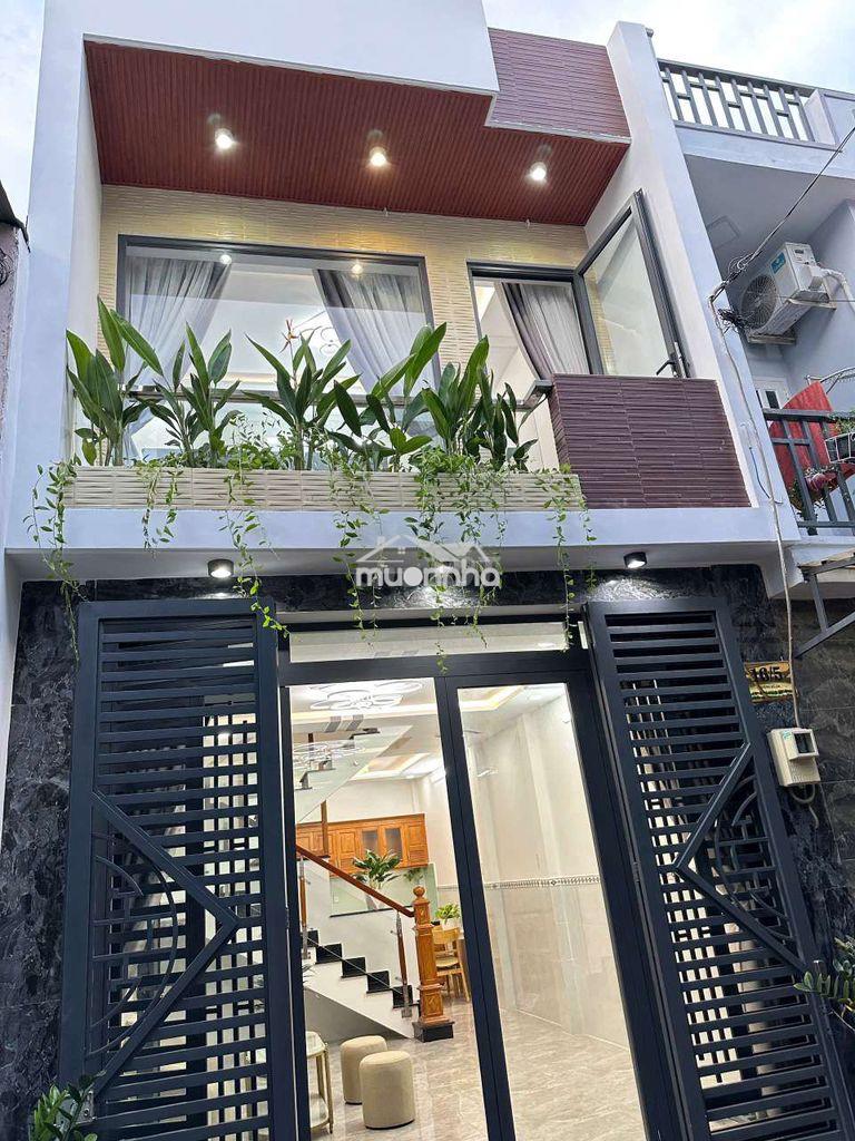 Bán nhà 4pn shr 82m2 ngay lê đại hành, 200m tới cv phú thọ || quận 11