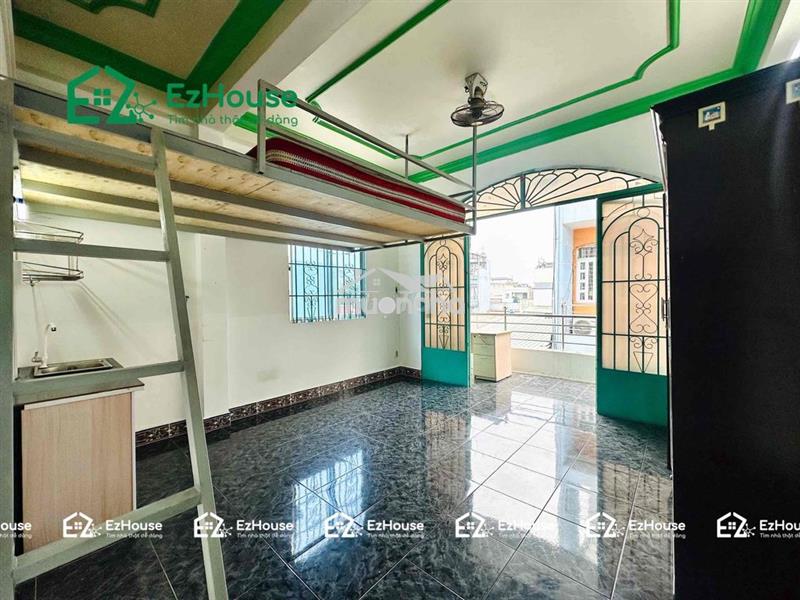 Gác , ban công, ở 3-4 bạn đh mở - văn hiến, công viên phú lâm