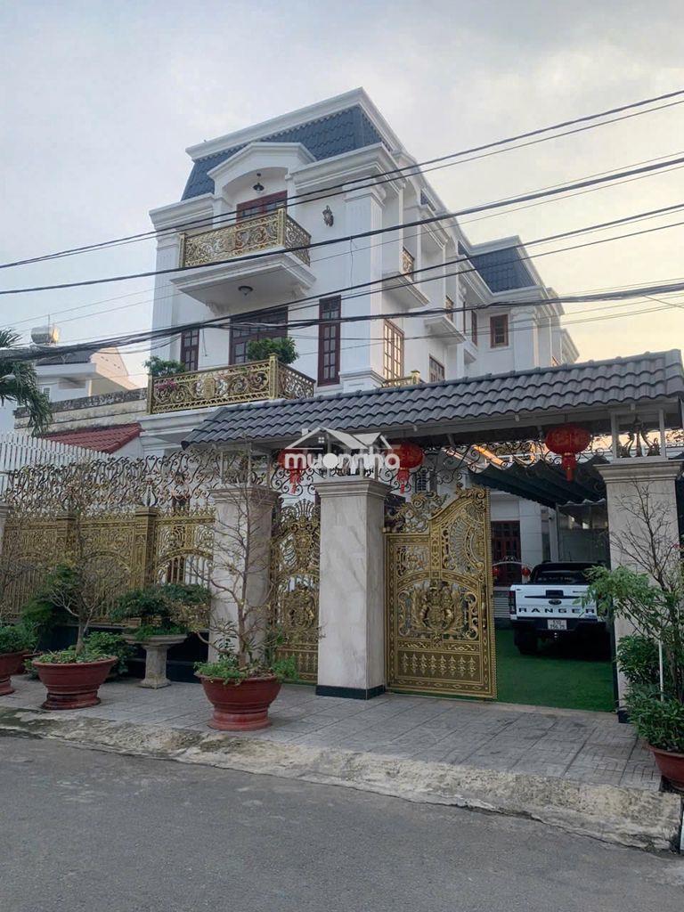 Nợ bank - bán biệt thự tâm huyết -đối diện công viên- 244m rộng 12m - 2