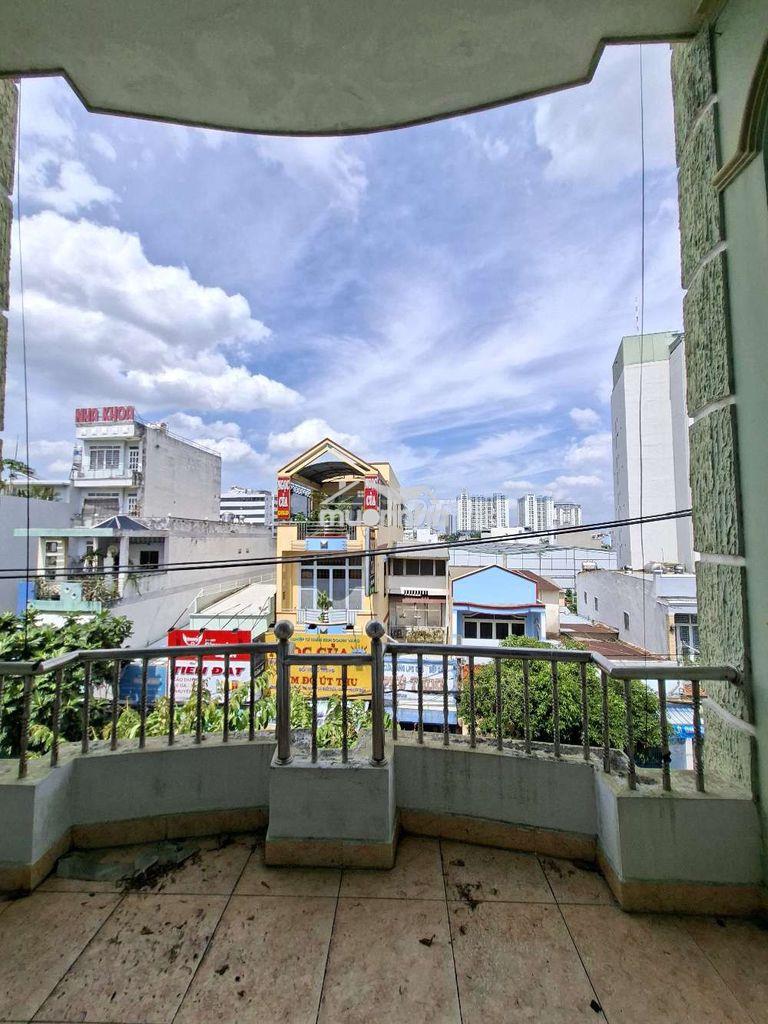 Cho thuê lại 1 tầng trệt - 3