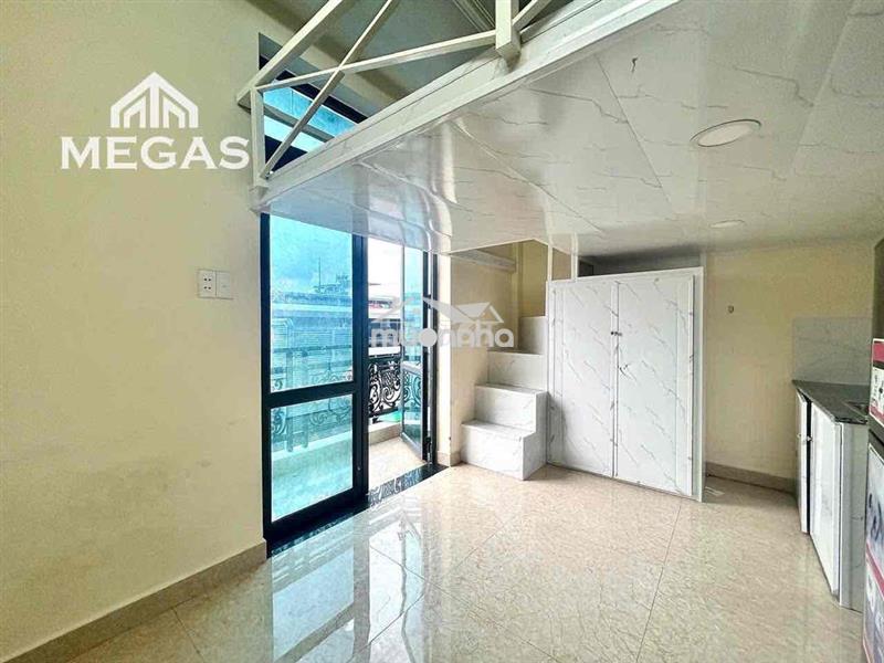 Cho thuê duplex ban công chỉ tính tiền điện còn lại free