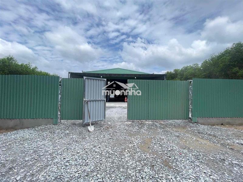 Cho thuê kho xưởng 700m2 cách kcn bàu bàng chỉ 1km