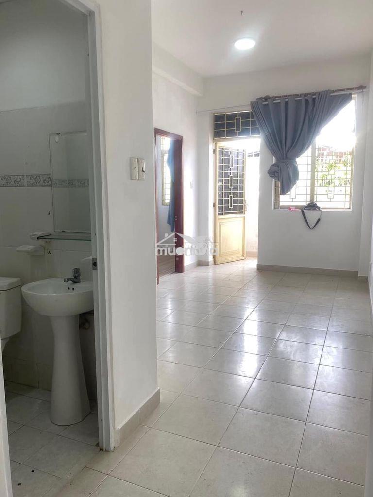 Bán căn hộ chung cư b1 trường sa – đầy đủ tiện ích – giá tốt 3.8 tỷ