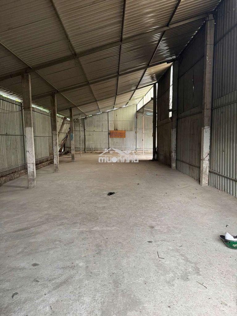 Mb kho 400m/10tr dĩ an gần ql 1a - 2