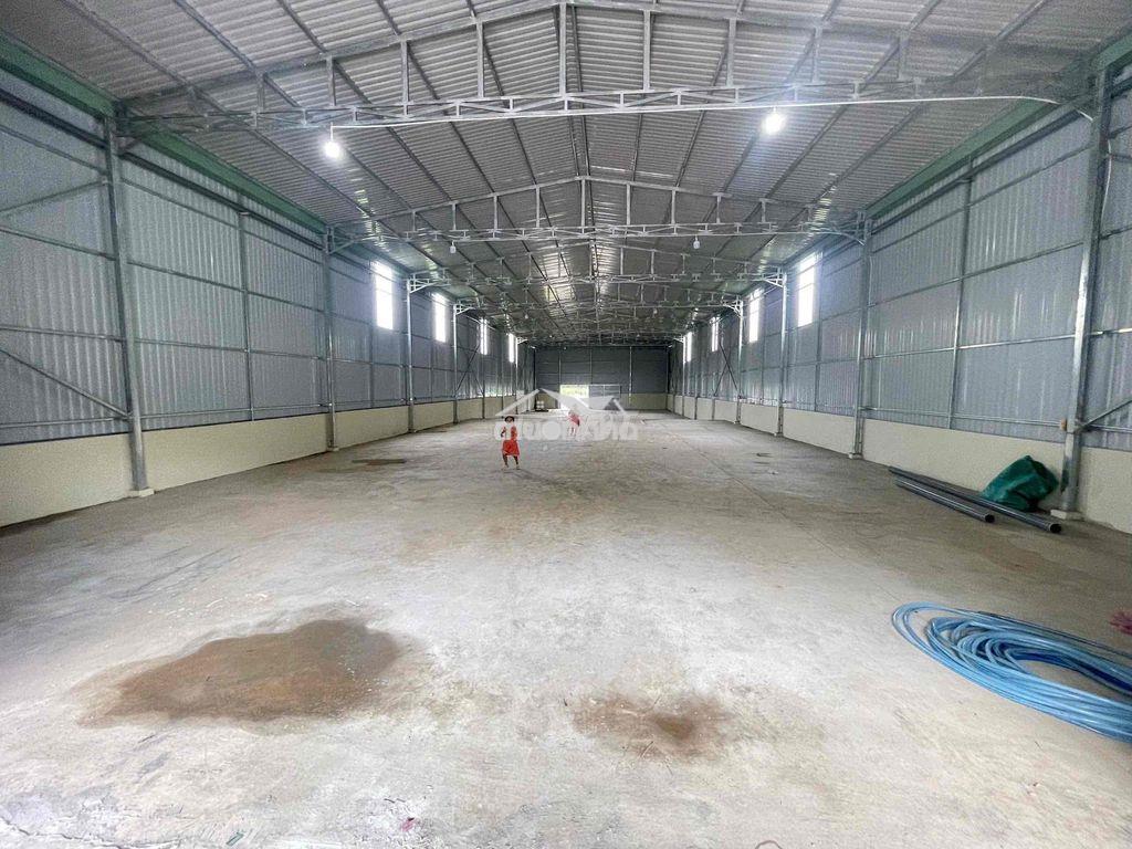 Cho thuê kho xưởng 700m2 cách kcn bàu bàng chỉ 1km - 3