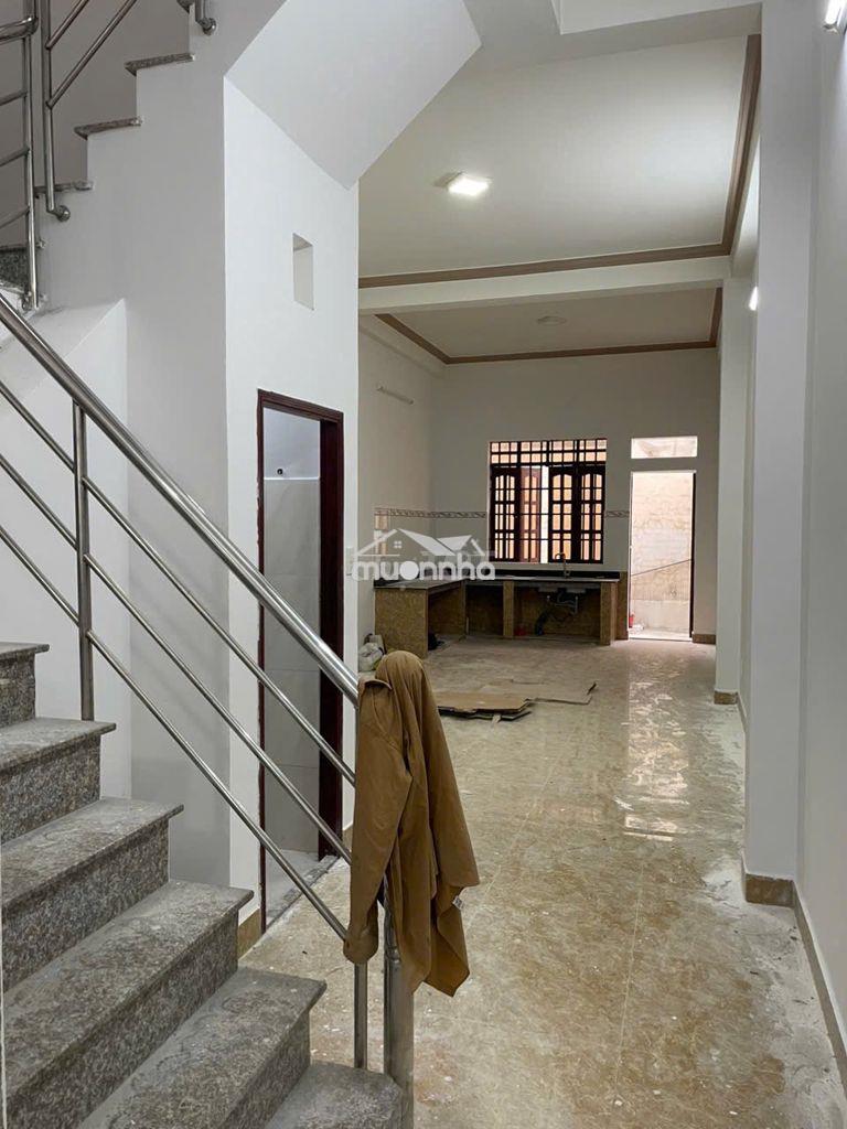 ✅✅ Cho thuê nhà mặt tiền 2 lầu rộng rãi - 4