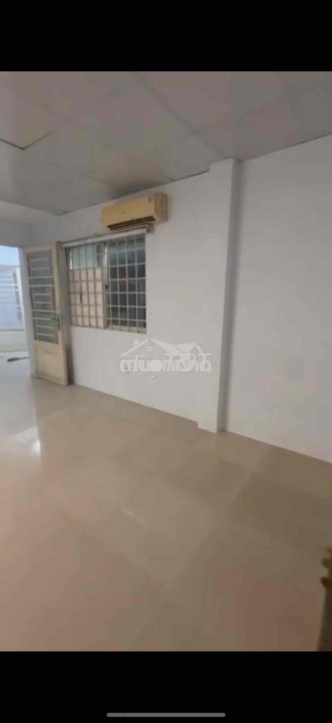 Cho thuê phòng 104 cao lỗ p4 q8 giờ giấc tự do , có ban công, mặt ti - 2