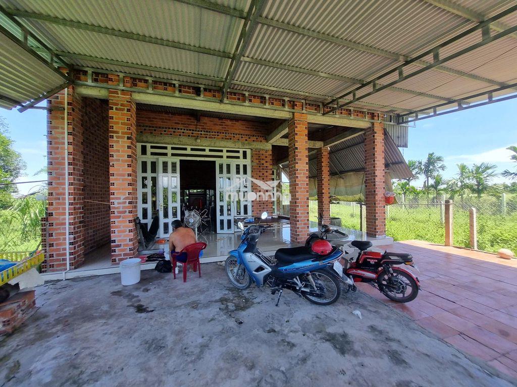 Nhà 3 phòng ngủ, gần 2 trường học, gần kcn. 1,4 tỷ tl - 2