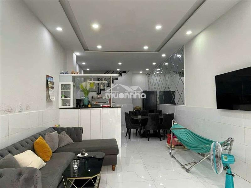 Nhà 1 trệt 1 lầu 2pn 3wc 4x12m hẻm 257 nguyễn thị thập