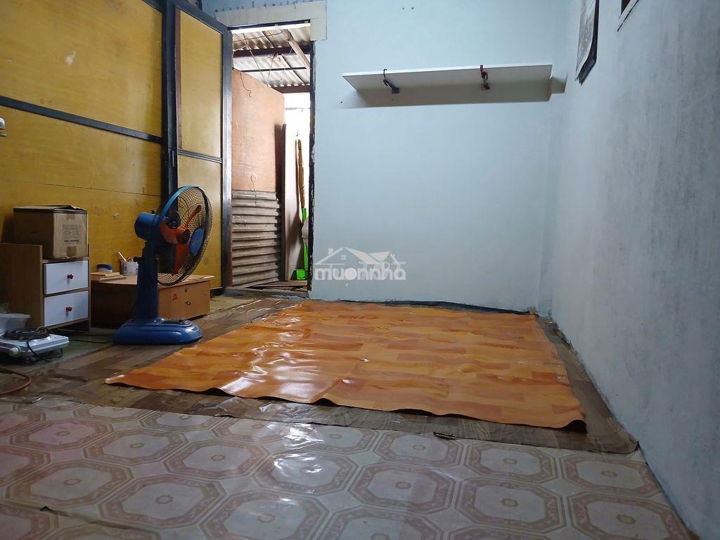 Phòng trọ giá rẻ q1 giờ giấc tự do thuận tiện đi về - 4