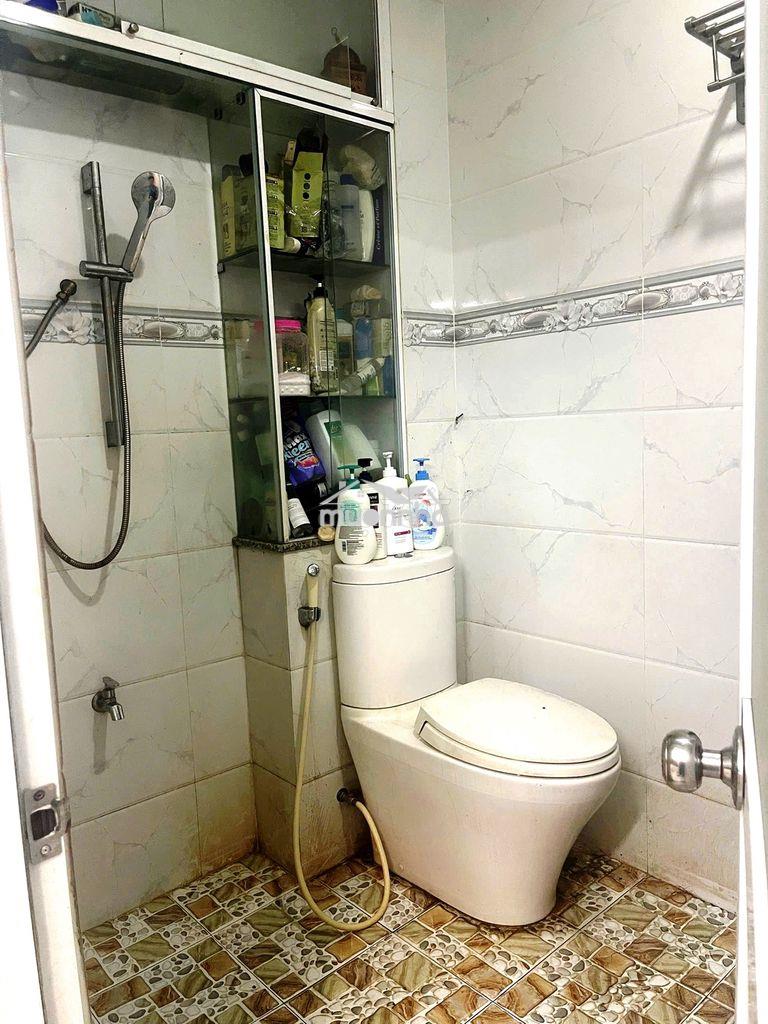 Chuyển nhượng gấp nhà đường khánh hội q4, dtsd 80m2, sổ sẵn 3.6 tỷ. - 4