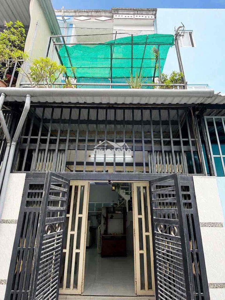 Bán nhà tx52 ngay trường học tô ngọc vân đúc 2 lầu