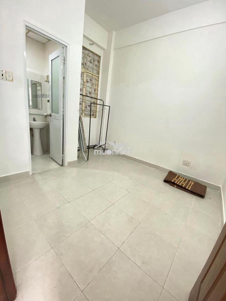 Bán căn hộ chung cư b1 trường sa – đầy đủ tiện ích – giá tốt 3.8 tỷ - 4