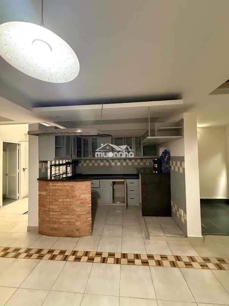 Cho thuê nguyên căn 5.5*21m, 1tr1l 3pn 2wc, tân bình