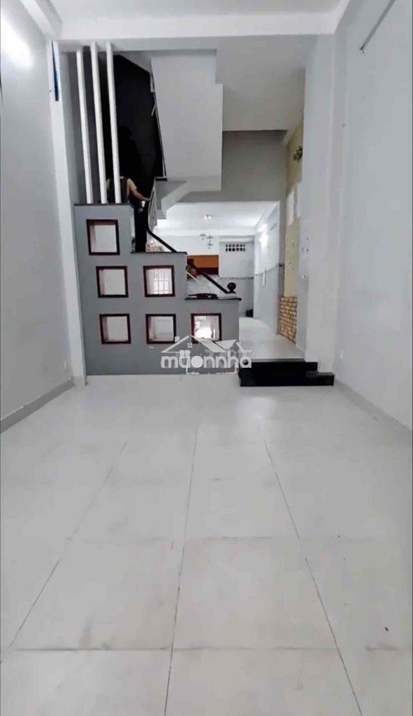 Hẻm 6m thông nguyễn suý_gần chợ_4x17m_đúc 4 tấm 5pn_6ưc_s.thượng
