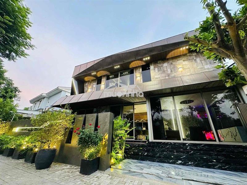 Cho thuê biệt thự hưng thái - phú mỹ hưng 5 phòng ngủ- full nội thất