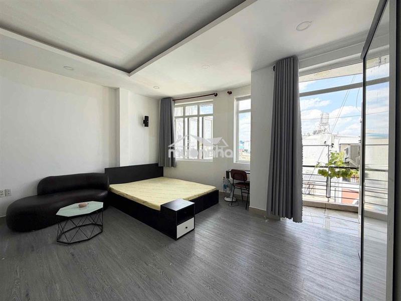 Căn hộ studio full nội thất ban công  7tr phú nhuận