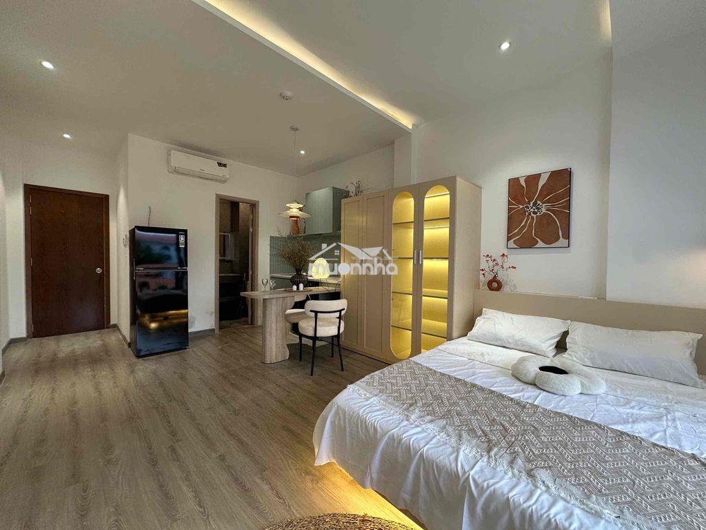 Trống lại bancol siêu đẹp ngay phan xích long - sát chợ tân định - 2